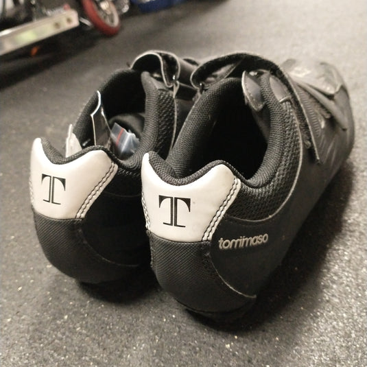 Used Montagna 100 Bike Shoes Size 11.5