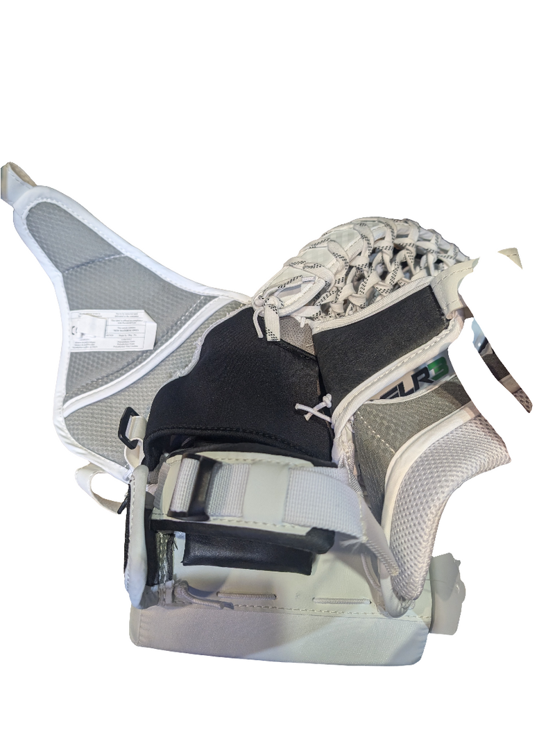 Load image into Gallery viewer, Used Vaughn SLR 3 Regular Junior Hockey Goalie Glove