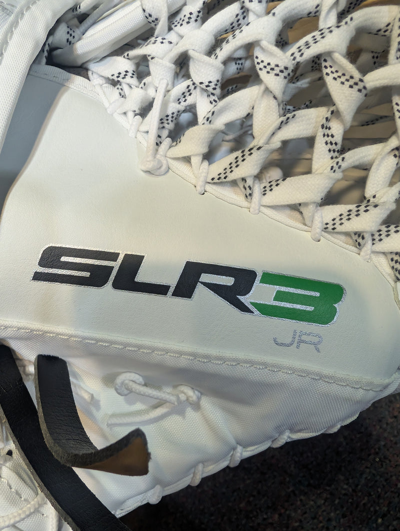 Load image into Gallery viewer, Used Vaughn SLR 3 Regular Junior Hockey Goalie Glove