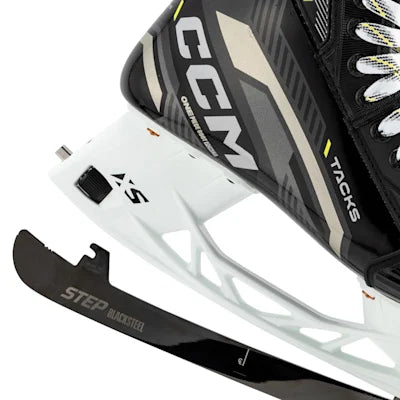 Load image into Gallery viewer, CCM Tacks AS-V Hockey Skates Intermediate