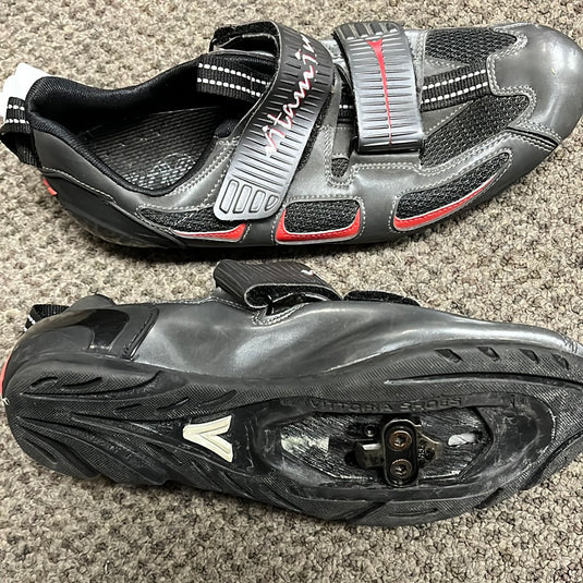Used Vittoria bike shoes adult 6.5