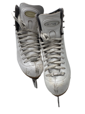 Used Reidell Stride Figure Skate Size 2 Width B