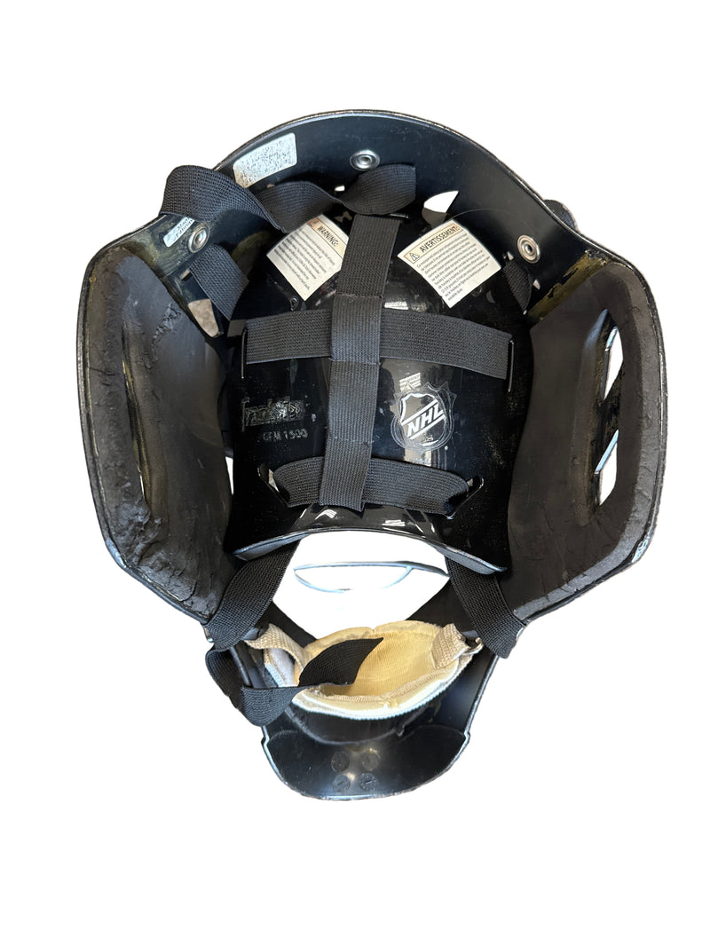 Load image into Gallery viewer, Used Franklin Street Hockey Goalie Mask
