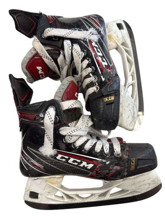 Used CCM Jetspeed FT2 hockey skates, Size 5.5