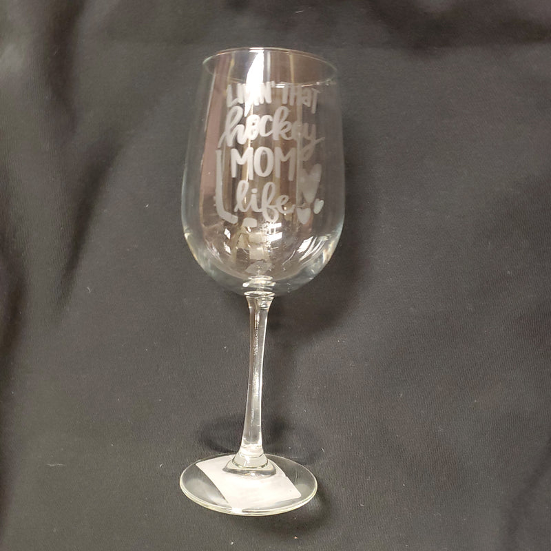 Load image into Gallery viewer, Hockey Mom 9 Inch Wine Glass
