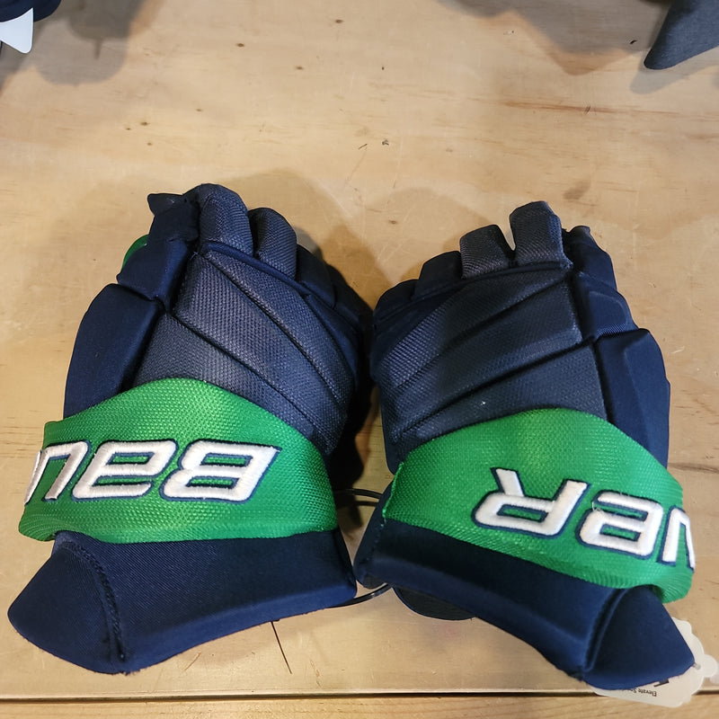 Load image into Gallery viewer, Used Sno-King Bauer Vapor Senior 14&quot; Hockey Gloves
