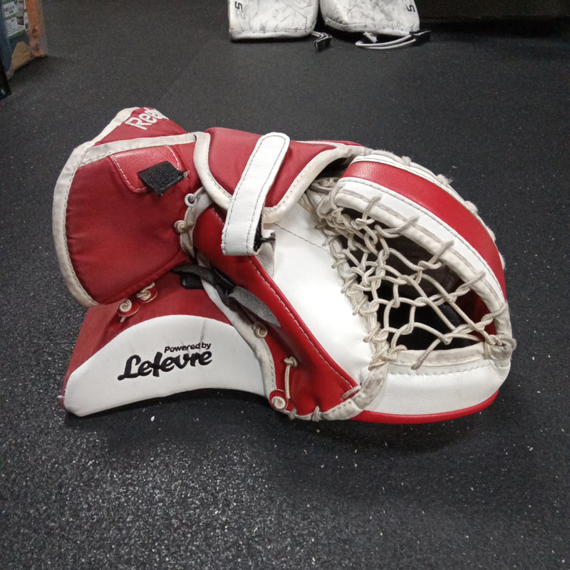 Load image into Gallery viewer, Used Reebok XLT28 SR Goalie Glove Red/White
