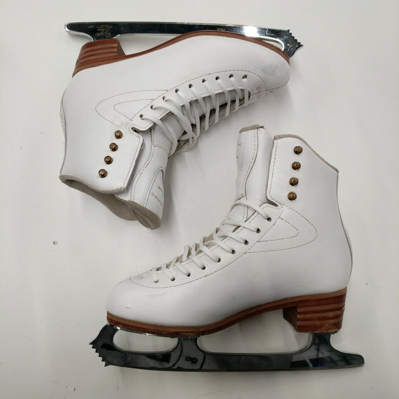 Load image into Gallery viewer, Used Jackson Premiere Size 6 Figure Skates
