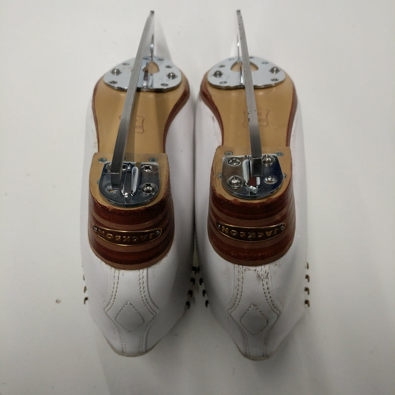 Load image into Gallery viewer, Used Jackson Premiere Size 6 Figure Skates
