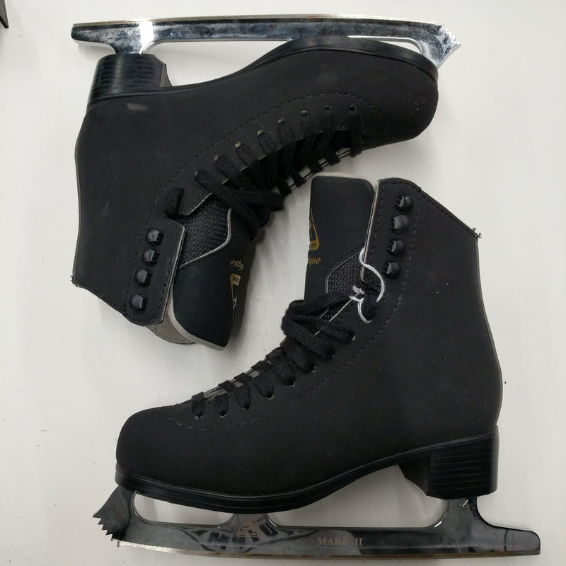 Load image into Gallery viewer, Used Jackson Mystique Figure Skates Boys Size 3
