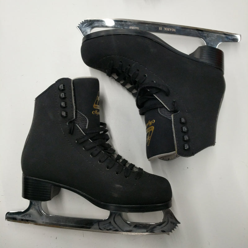 Load image into Gallery viewer, Used Jackson Mystique Figure Skates Boys Size 3
