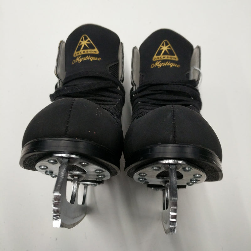 Load image into Gallery viewer, Used Jackson Mystique Figure Skates Boys Size 3
