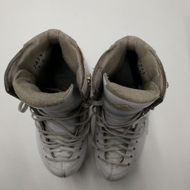 Load image into Gallery viewer, Used Jackson Competitor Size 1 C Figure Skates
