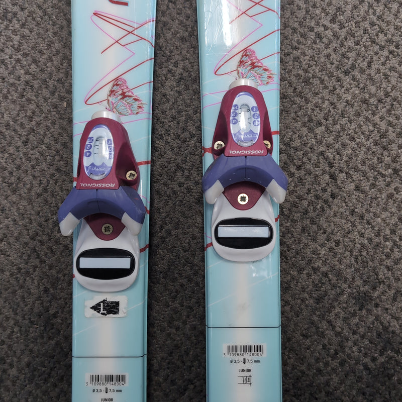 Load image into Gallery viewer, Rossignol Fun 2 White/Blue Length 110&quot; Used Downhill Skis w/Bindings
