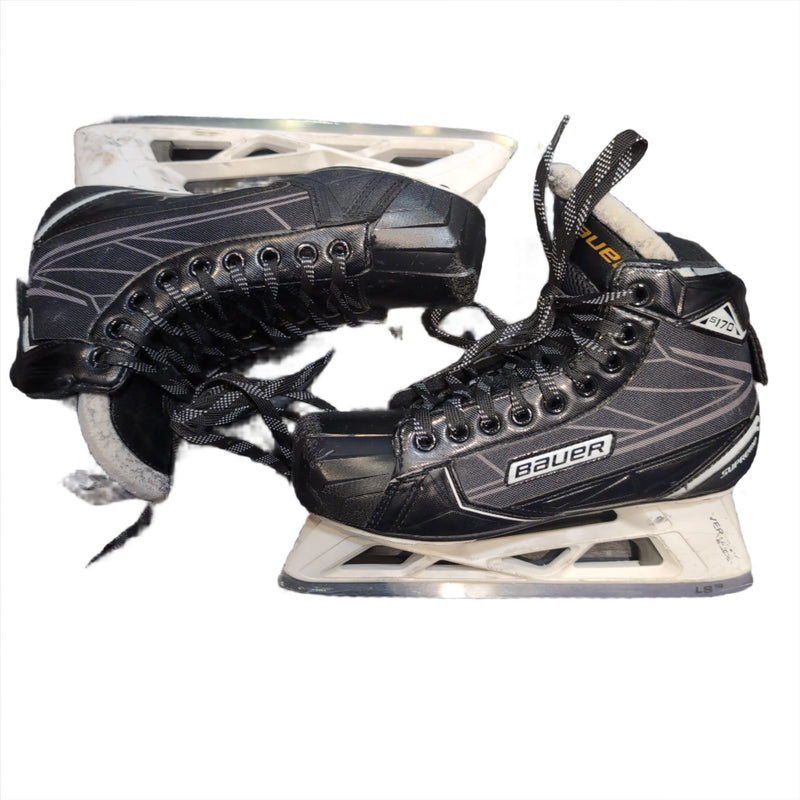 Load image into Gallery viewer, Used Bauer Supreme S170 JR 5.5D Goalie Skates
