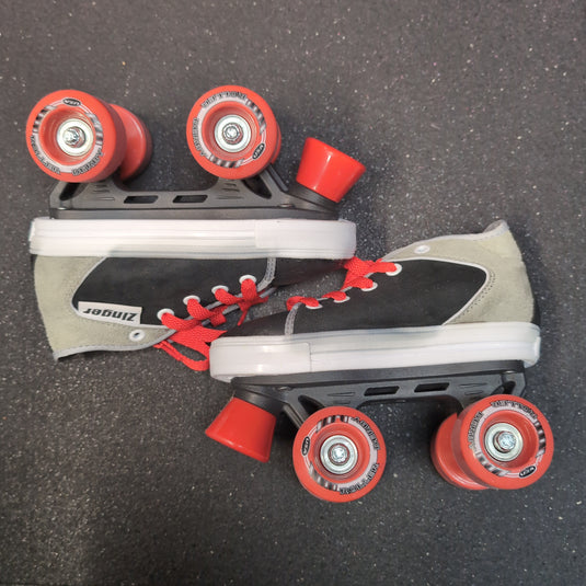 New Roller Derby Zinger G-Force 608ZB Boys size 1