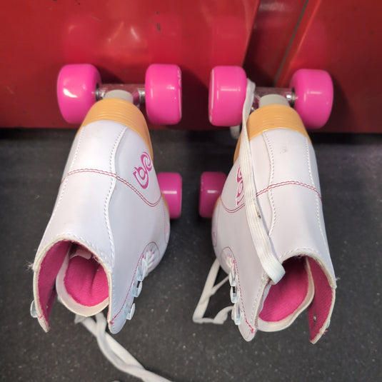 New Candi Grl Sabina White Silver 5 58mm Womens 5 Derby Skates Complete