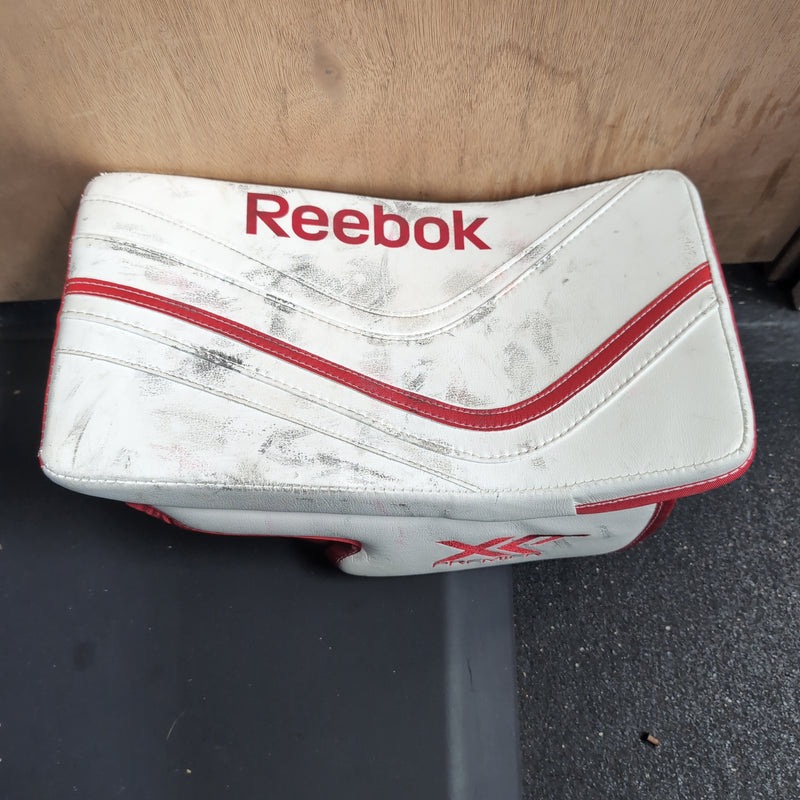 Load image into Gallery viewer, Used Reebok Premier XLT Regular Senior Hockey Goalie Blocker
