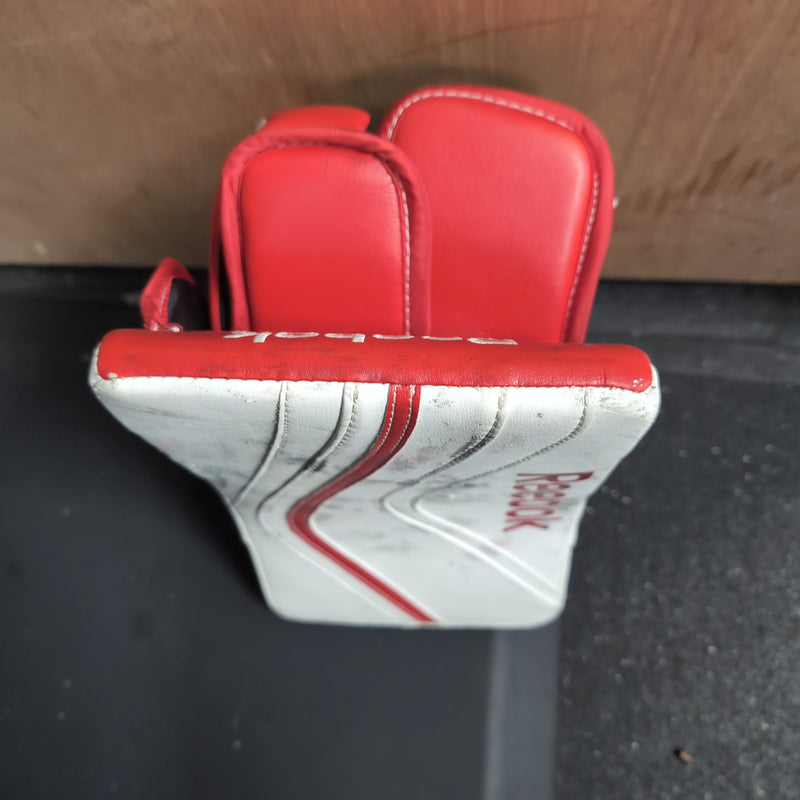 Load image into Gallery viewer, Used Reebok Premier XLT Regular Senior Hockey Goalie Blocker
