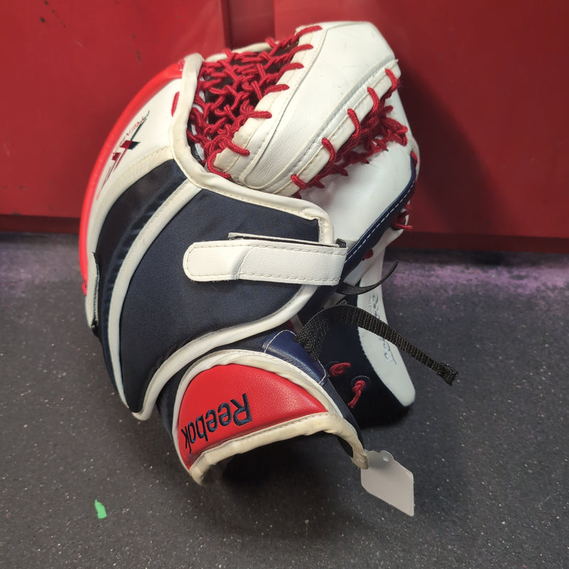 Load image into Gallery viewer, Used Reebok Premier XLT Regular Senior Hockey Goalie Glove
