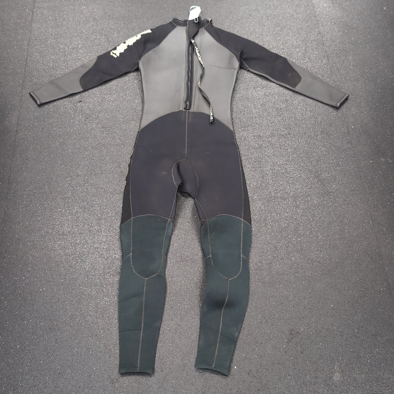 Load image into Gallery viewer, Used Victory Vortex VX3 4/3mm Wetsuit
