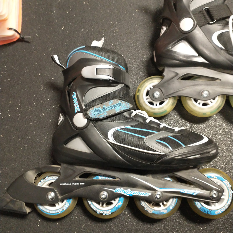 Load image into Gallery viewer, Used Bladerunner US Women&#39;s Size 8 Inline Skate
