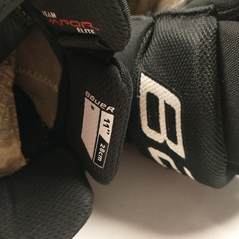 Load image into Gallery viewer, Used Bauer Vapor 11&quot; Gloves
