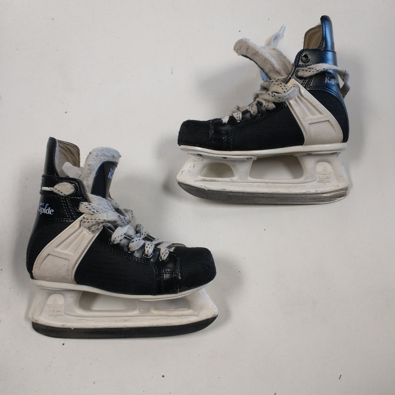 Load image into Gallery viewer, Used CCM Super Rapide 52 Junior Size 2 Hockey Skates
