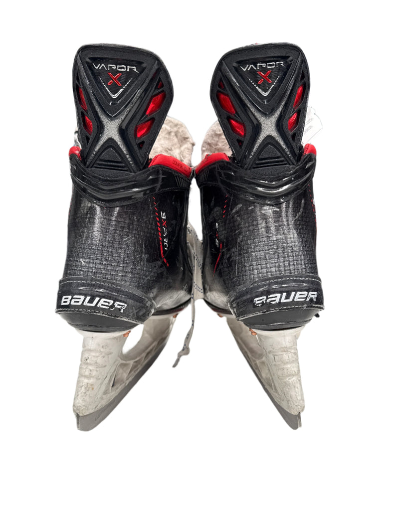 Load image into Gallery viewer, Used Bauer Vapor3x pro Hockey Skates, INT 4 fit. 3

