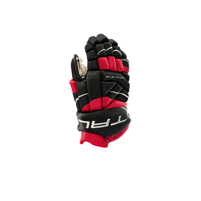 Load image into Gallery viewer, True Catalyst 7X3 Junior Hockey Gloves
