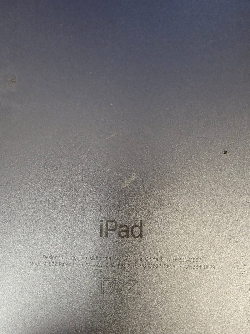 Load image into Gallery viewer, Ipad 5th Generation 32gb used
