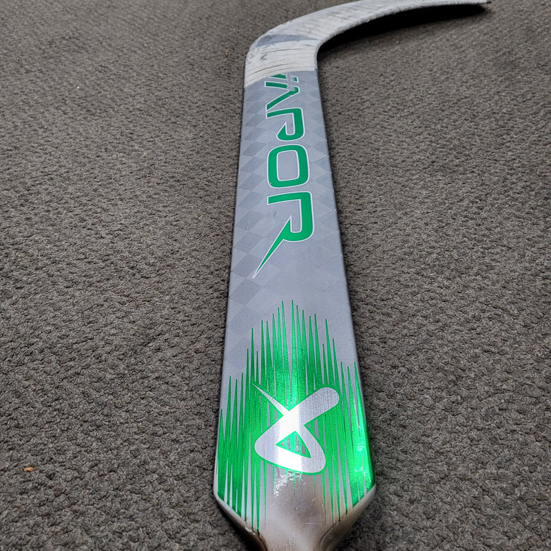 Load image into Gallery viewer, Used Bauer Vapor Hyperlite 2 P31 25" Goalie Stick
