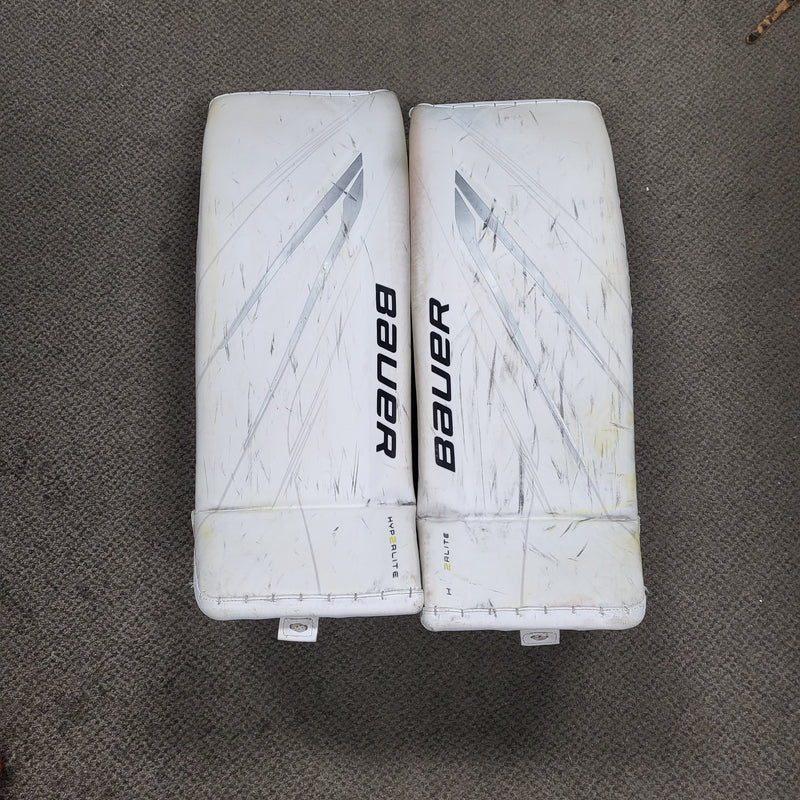 Load image into Gallery viewer, Used Bauer Vapor Hyperlite 2 Sr. Small Goalie Leg Pads
