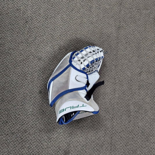 Used True Catalyst PX3 Sr. Goalie Glove