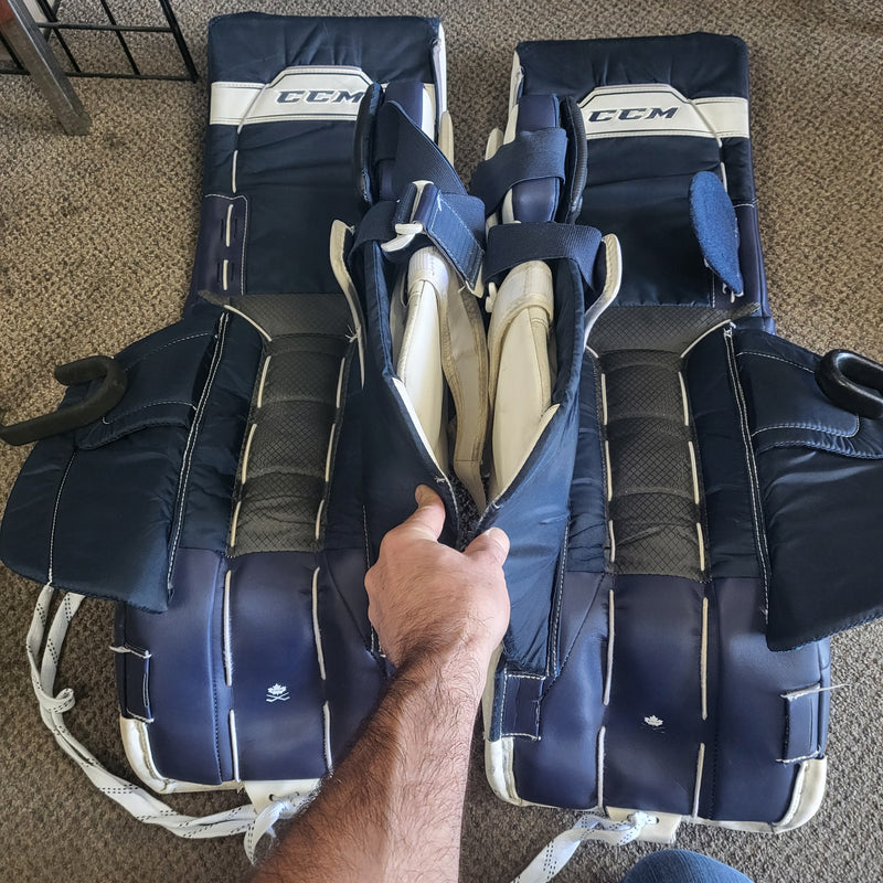 Load image into Gallery viewer, Used CCM Axis 1.9 goalie leg pads size senior 34" + 1"
