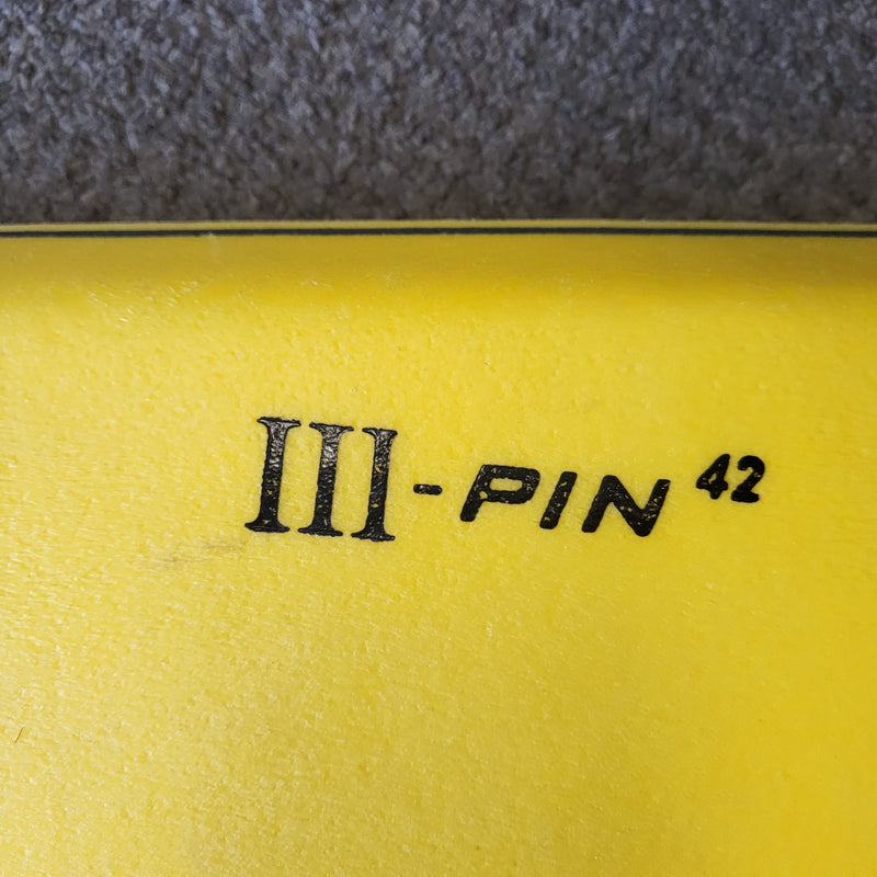 Load image into Gallery viewer, Used Dezign III-Pin 42 Boogie Board
