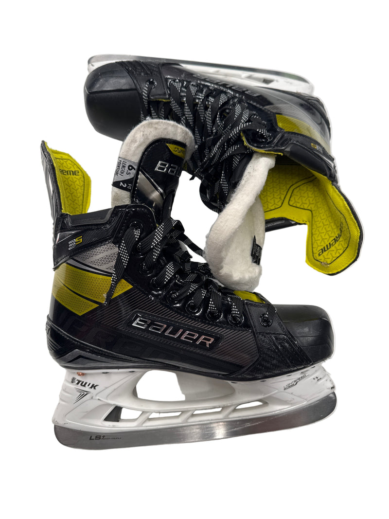 Load image into Gallery viewer, Used Bauer Supreme 3S Hockey Skates, Int 6.5 Fit 2
