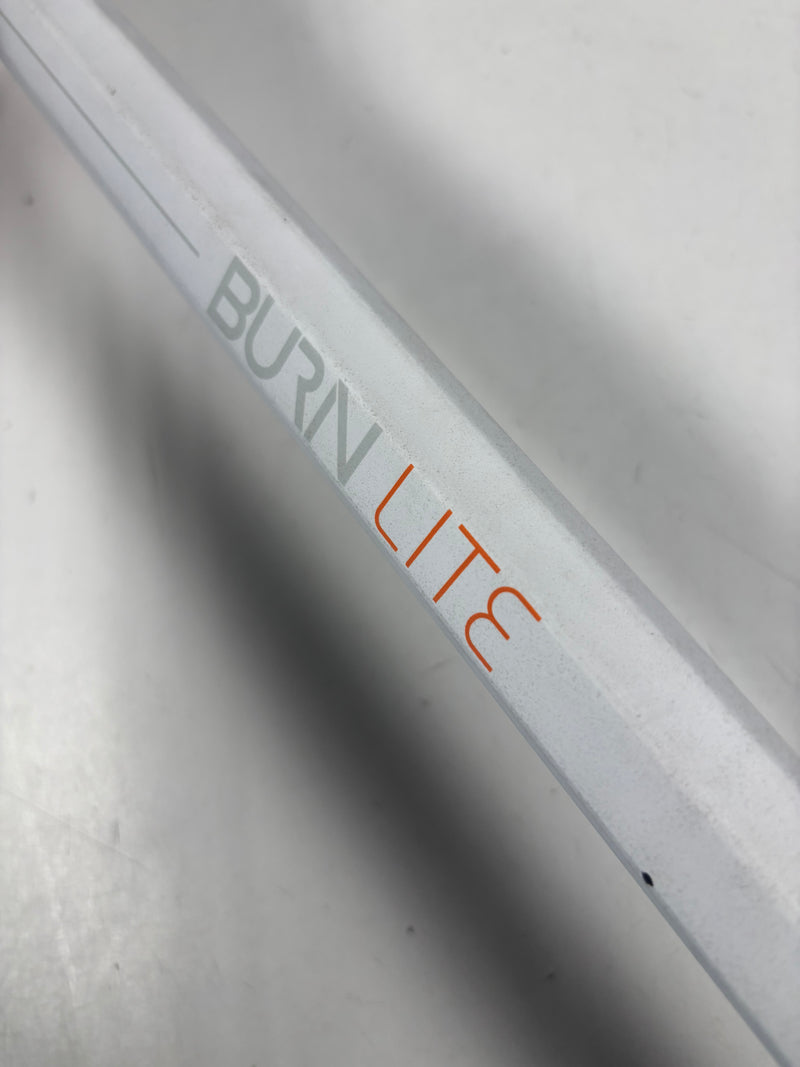 Load image into Gallery viewer, New Warrior Burn Carbon Warp Lite White/Orange 40&quot; Attack Men&#39;s Lacrosse Stick
