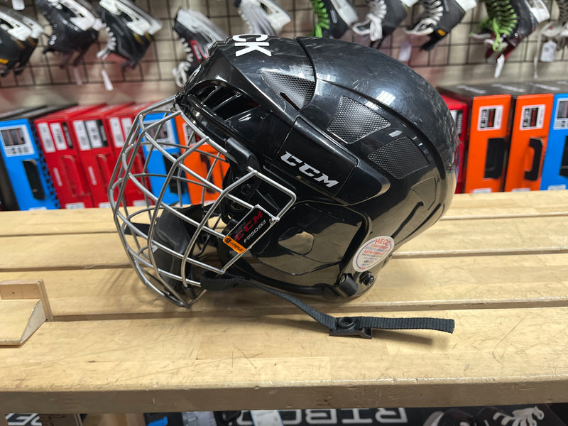 Load image into Gallery viewer, Used CCM 50 Combo XS Hockey Helmet
