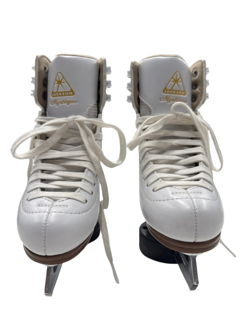 Load image into Gallery viewer, Used Jackson Mystique Figure Skates 1.5
