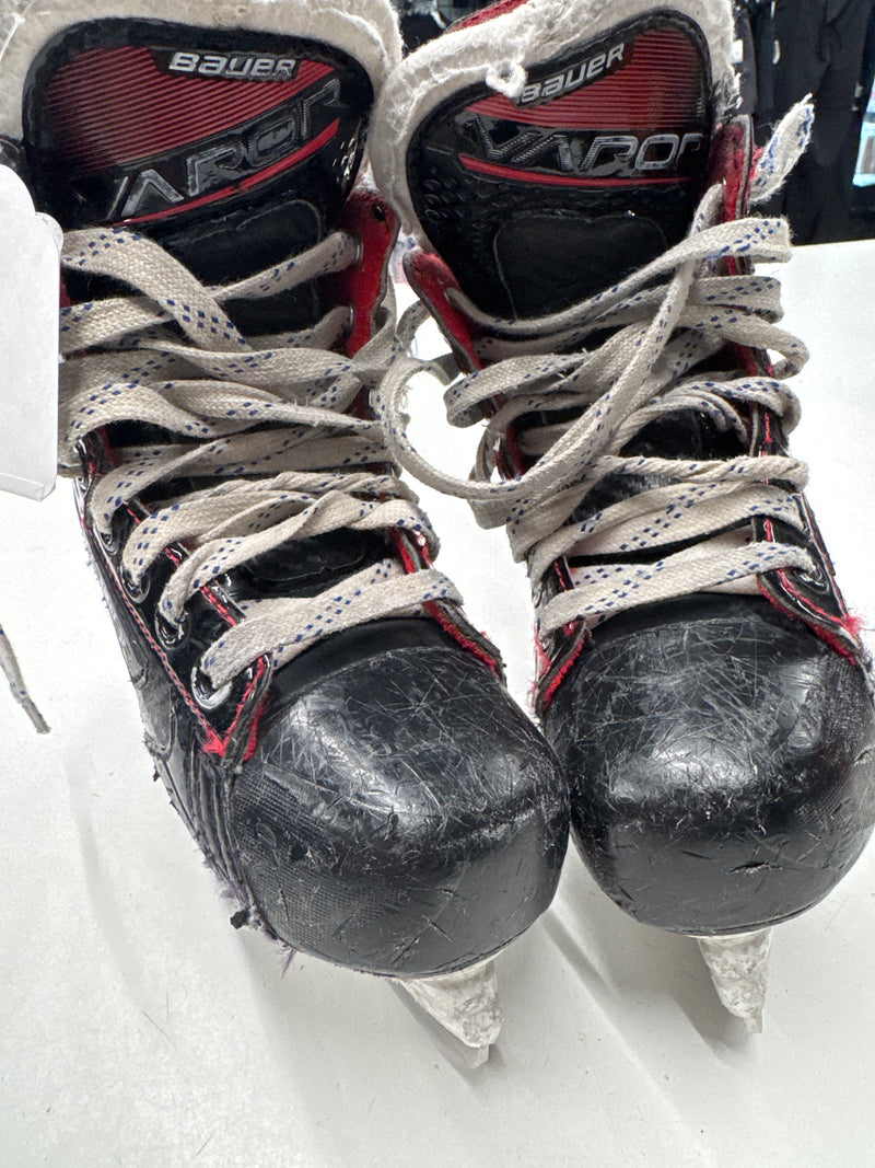 Load image into Gallery viewer, Used Bauer Vapor X2.7 Youth Size 12 Hockey Skates
