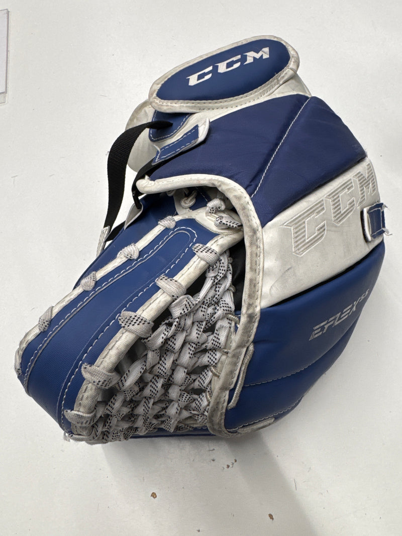 Load image into Gallery viewer, Used CCM Eflex 5.5 Hockey Goalie Glove

