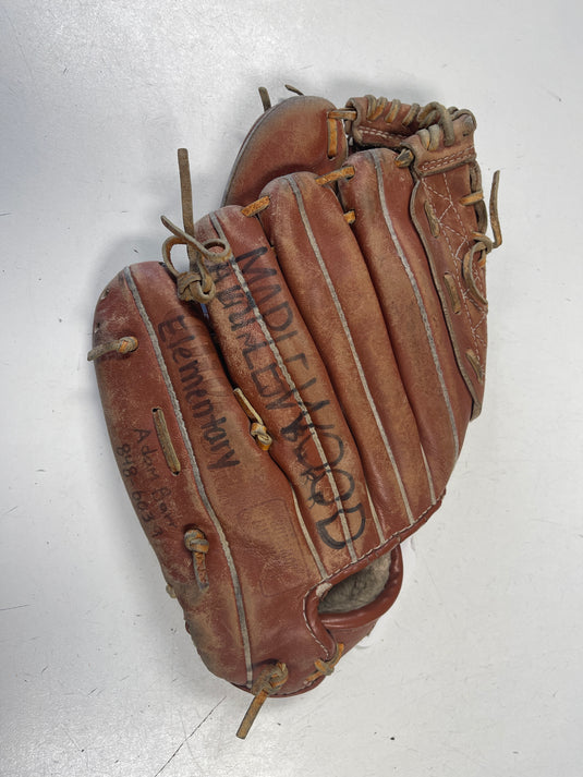 Used Wilson RHT Baseball Glove