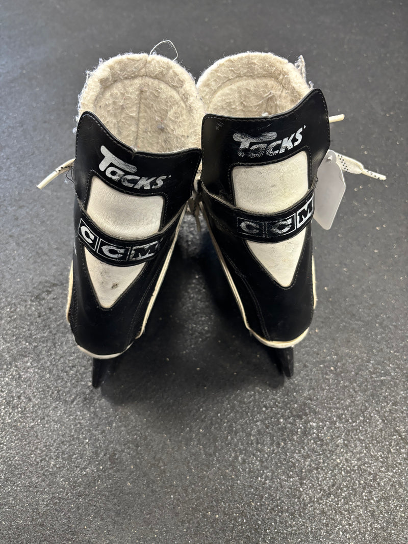 Load image into Gallery viewer, Used CCM Tacks 325 Sr. Hockey Skates
