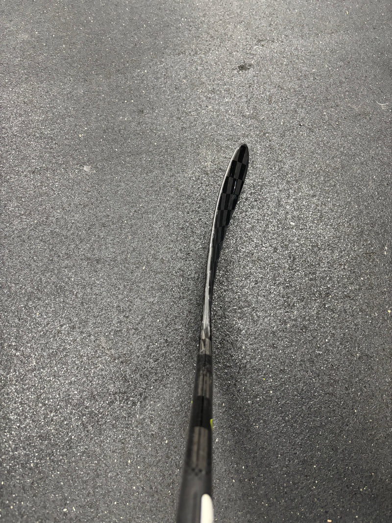 Load image into Gallery viewer, Used Bauer Vapor FlyLite Sr. Hockey Stick
