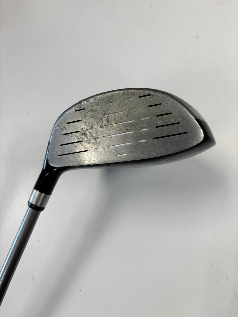 Load image into Gallery viewer, Used RH Tour Edge HL-J Kids Golf Set
