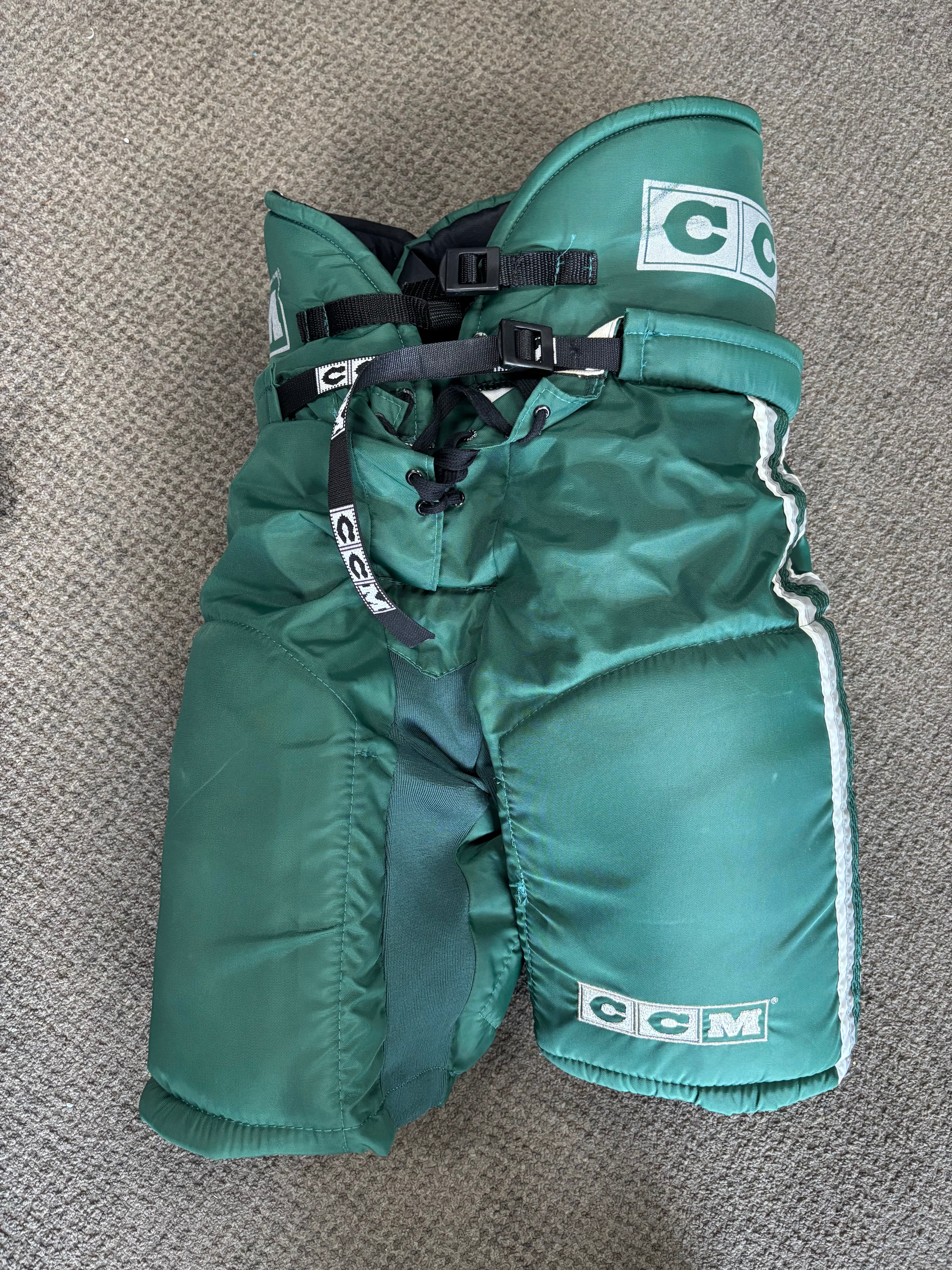Barely Used CCM MHP520 Sr. Hockey Pants