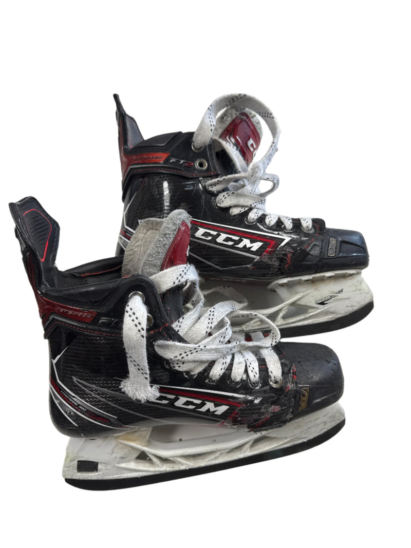 Load image into Gallery viewer, Used CCM Jetspeed FT2 hockey skates, Size 5.5
