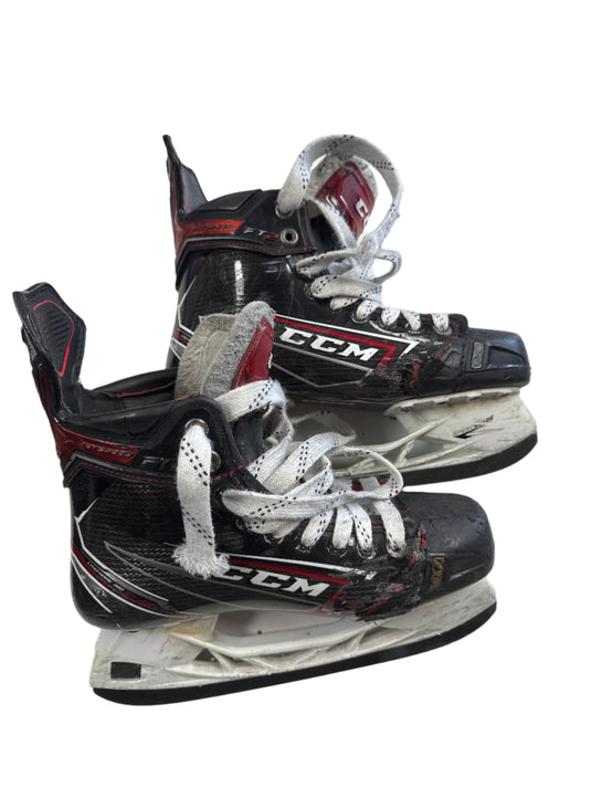 Used CCM Jetspeed FT2 hockey skates, Size 5.5