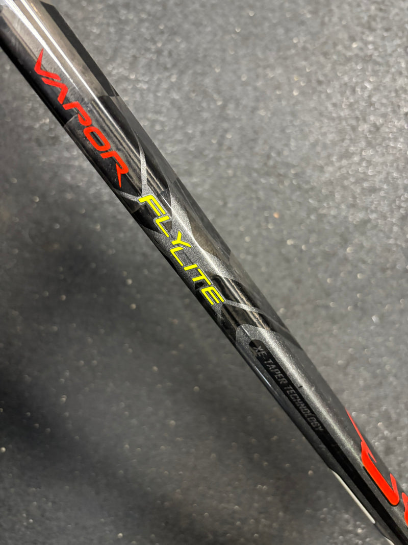 Load image into Gallery viewer, Used Bauer Vapor FlyLite Sr. Hockey Stick
